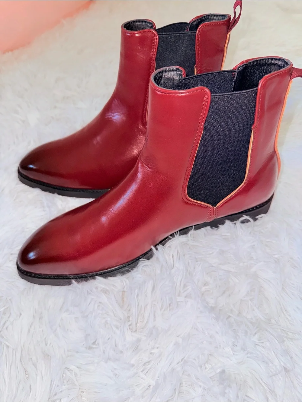 Men's Chelsea Boots in Burgundy Red